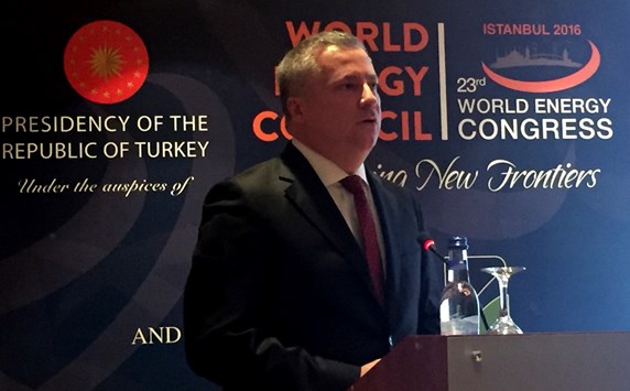 Cüneyt Uygun, CEO  and Board Member of Aksa Energy, became the main speaker at the "The Future of Coal After COP 21" Workshop at the World Energy Congress