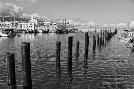 PIRLANTA KONUKSAL - GİRNE YAT LİMANI - Başarı Ödülü, Girne'de Tarih