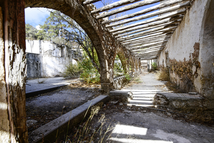 FAZİLET AVUKAT - ERMENİ MANASTRI